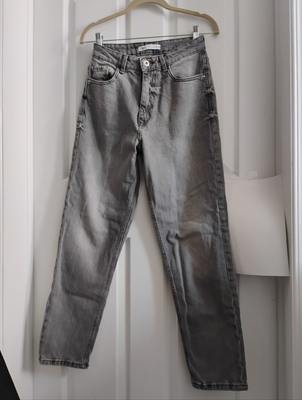 Zara | distressed jeans
